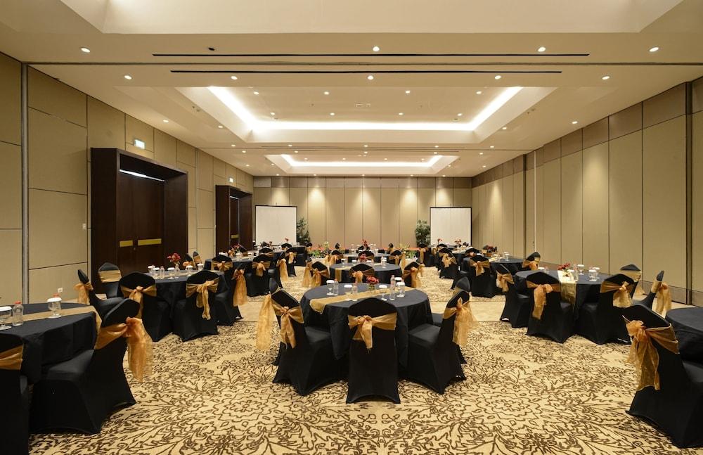 Premier Place Surabaya Airport Sidoarjo Eksteriør billede